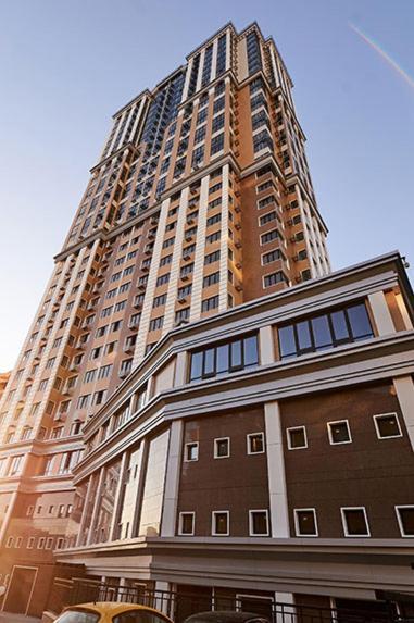 Royal Tower Residence Big Vip Apartment In Center Floor 27 Kyiv Exterior photo
