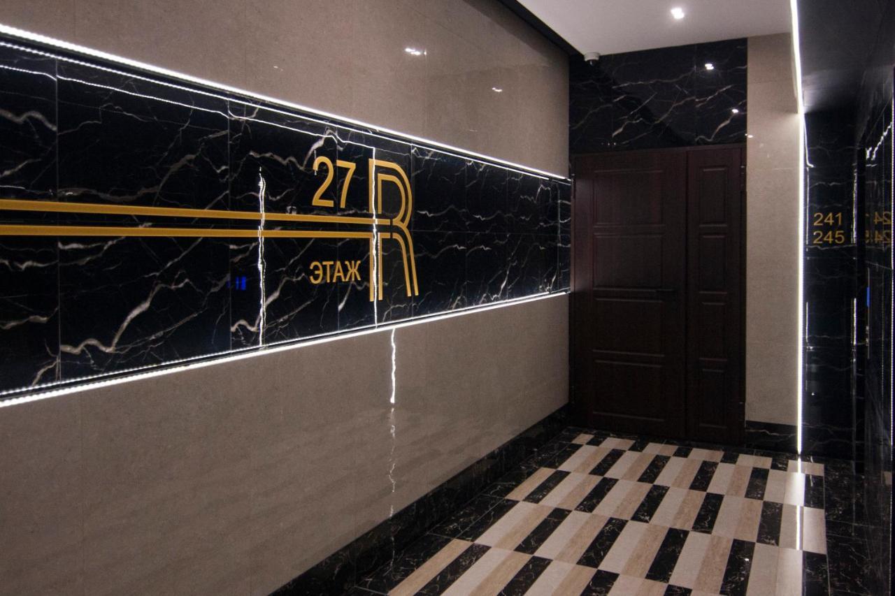 Royal Tower Residence Big Vip Apartment In Center Floor 27 Kyiv Exterior photo